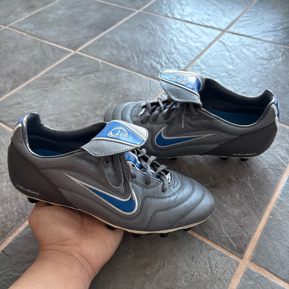 Nike Womens Volant FG-E Soccer Shoes (Graphite)